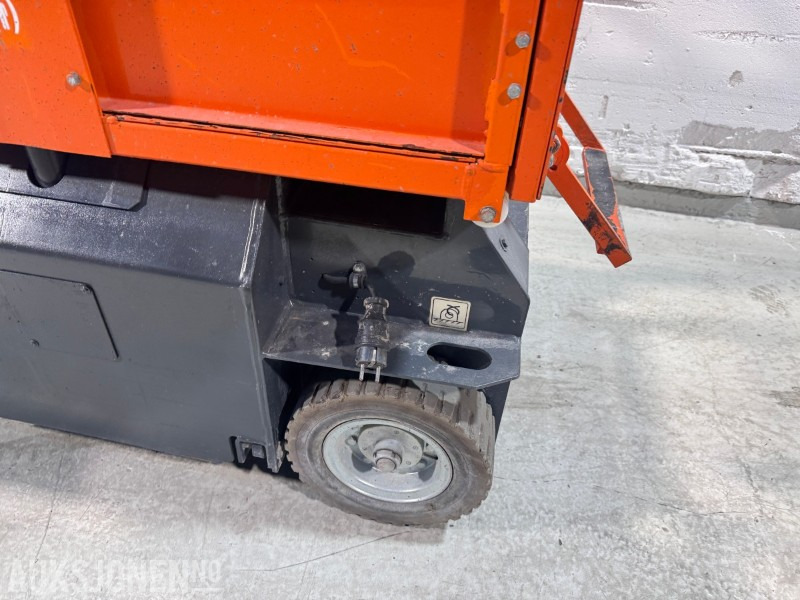 2012 Bravisol LUI MINI HD Batteridreven mastelift – 4,9 m, smal - Aerial platform: picture 5 2012 Bravisol LUI MINI HD Batteridreven mastelift – 4,9 m, smal - Aerial platform: picture 5