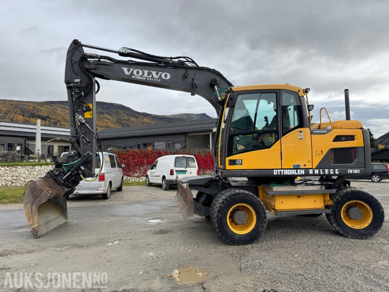 2012 Volvo EW140 D Hjulmaskin TILTROTATOR, 2 SKUFFER, SENTRALSMØRING - Excavator: picture 1 2012 Volvo EW140 D Hjulmaskin TILTROTATOR, 2 SKUFFER, SENTRALSMØRING - Excavator: picture 1