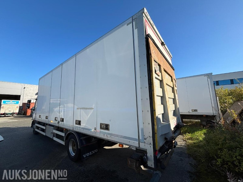 2012 Volvo FL-290 Skapbil med sideåpning og lakløft - Box truck: picture 3 2012 Volvo FL-290 Skapbil med sideåpning og lakløft - Box truck: picture 3