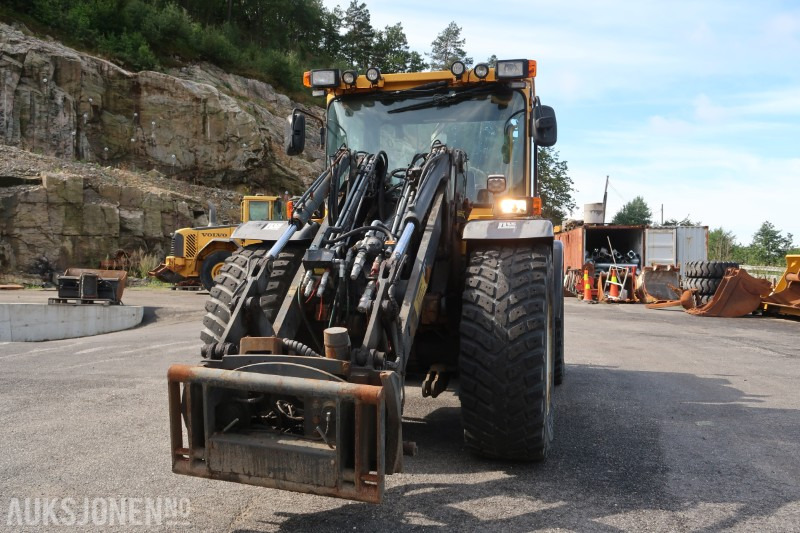2013 Lundberg 345/5210LSE Hjullaster / 5481 timer / 4 og 5 funksjon - Wheel loader: picture 2 2013 Lundberg 345/5210LSE Hjullaster / 5481 timer / 4 og 5 funksjon - Wheel loader: picture 2