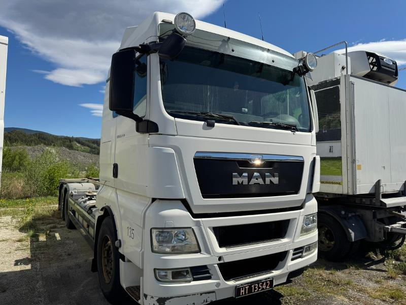 2013 MAN TGX 26.480 chassis med containerfester - Container transporter/ Swap body truck: picture 2 2013 MAN TGX 26.480 chassis med containerfester - Container transporter/ Swap body truck: picture 2