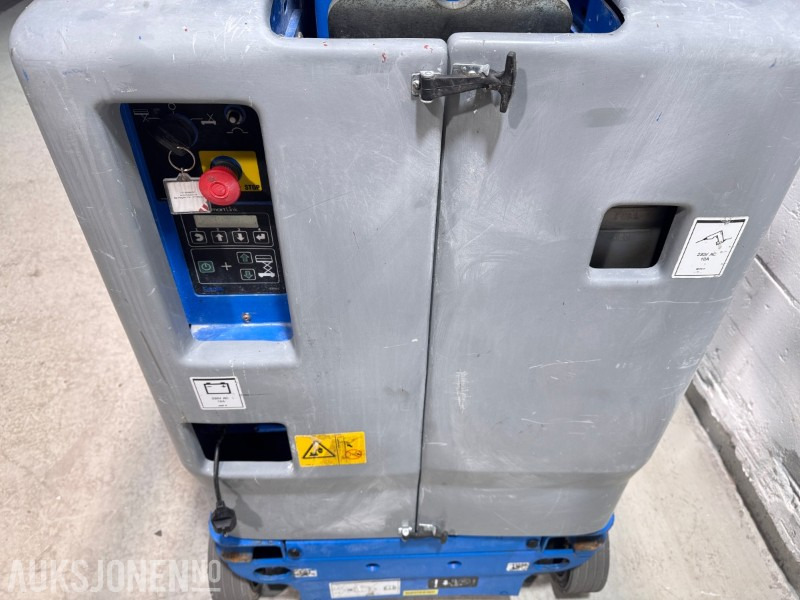 2014 Genie GRC-12 - 5,5m mastelift - Aerial platform: picture 5 2014 Genie GRC-12 - 5,5m mastelift - Aerial platform: picture 5