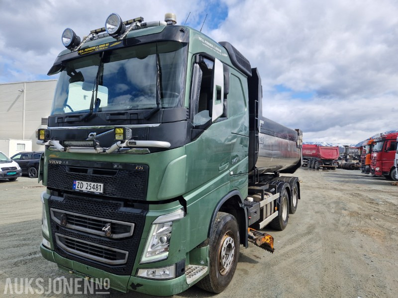 2014 Volvo FH540 Brøyterigget tippbil 6X2 - Kombibalje - 451000KM - Tipper: picture 1 2014 Volvo FH540 Brøyterigget tippbil 6X2 - Kombibalje - 451000KM - Tipper: picture 1