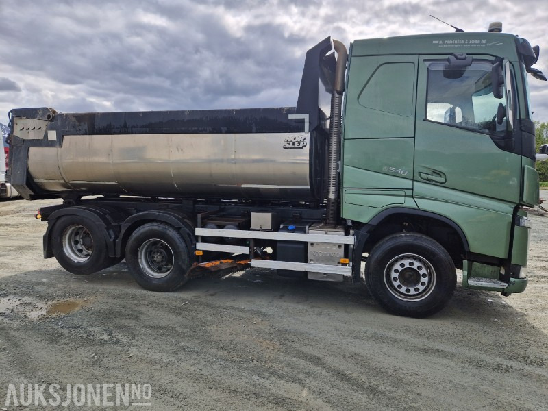 2014 Volvo FH540 Brøyterigget tippbil 6X2 - Kombibalje - 451000KM - Tipper: picture 5 2014 Volvo FH540 Brøyterigget tippbil 6X2 - Kombibalje - 451000KM - Tipper: picture 5