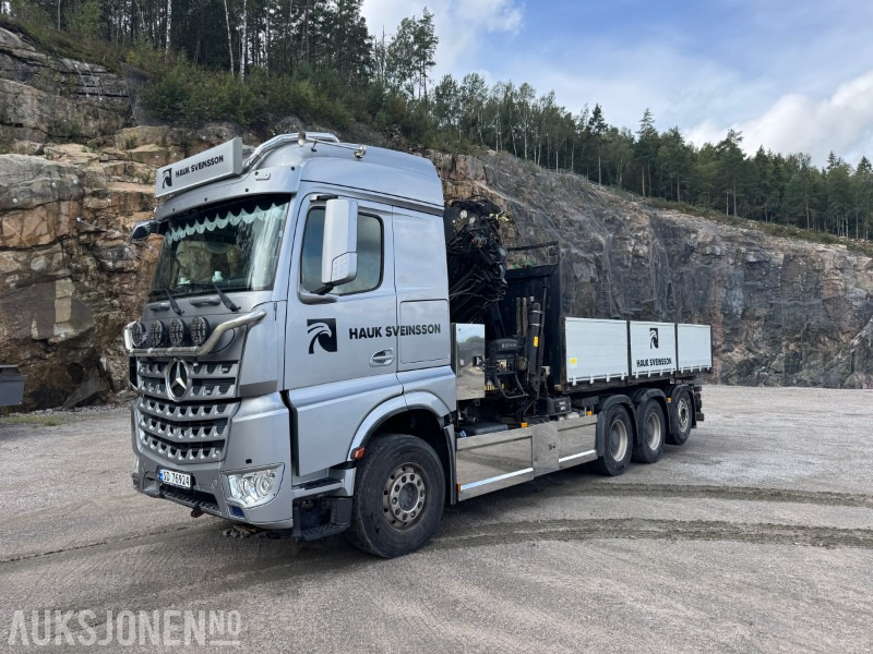 2015 Mercedes-Benz Arocs 8x4 kranbil med HIAB 377 E-6 HIPRO, JIB, grab, krok og brøyteplate – 578 hk - Crane truck: picture 1 2015 Mercedes-Benz Arocs 8x4 kranbil med HIAB 377 E-6 HIPRO, JIB, grab, krok og brøyteplate – 578 hk - Crane truck: picture 1