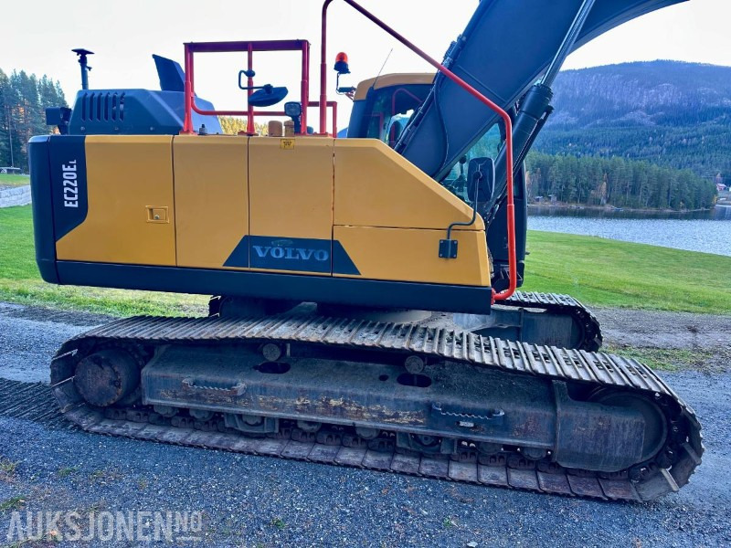 2015 Volvo EC220EL - Excavator: picture 5 2015 Volvo EC220EL - Excavator: picture 5