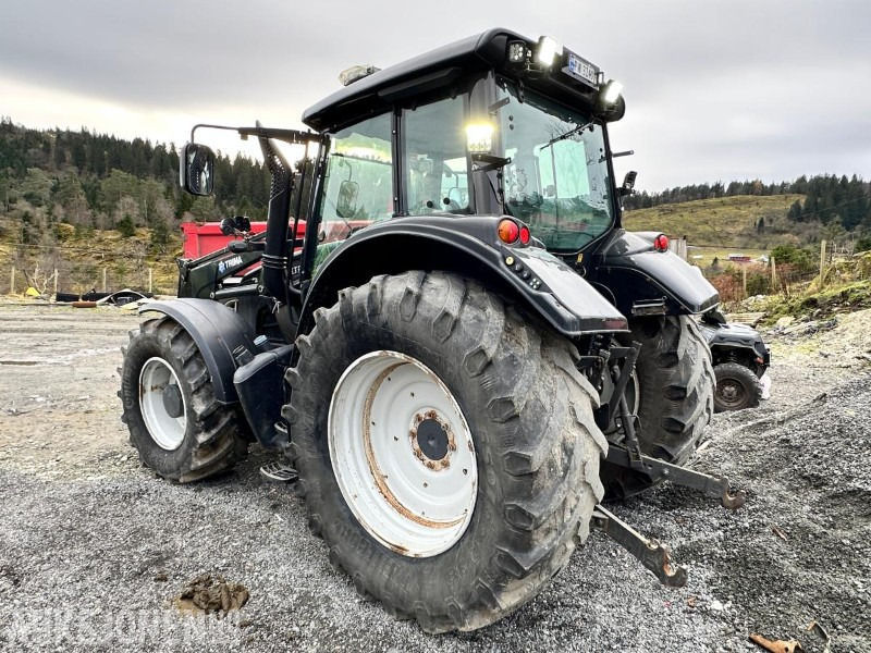 2016 Valtra N163 Direct m/Trima frontlaster, 6080 timer - Farm tractor: picture 3 2016 Valtra N163 Direct m/Trima frontlaster, 6080 timer - Farm tractor: picture 3