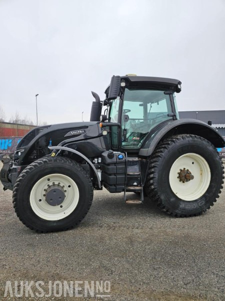 Farm tractor 2017 Valtra S374: picture 17