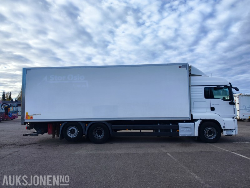 2019 MAN TGS 26.350 • Skapbil med sideåpning og Zepro lift • Euro 6 • 5500 mm akselavstand - Box truck: picture 5 2019 MAN TGS 26.350 • Skapbil med sideåpning og Zepro lift • Euro 6 • 5500 mm akselavstand - Box truck: picture 5