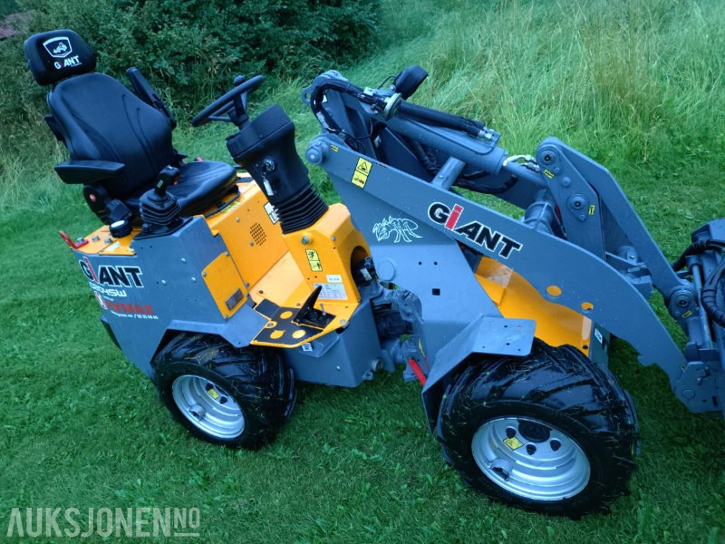 2020 Giant D204SW minilaster - 320 timer! - Skid steer loader: picture 2 2020 Giant D204SW minilaster - 320 timer! - Skid steer loader: picture 2