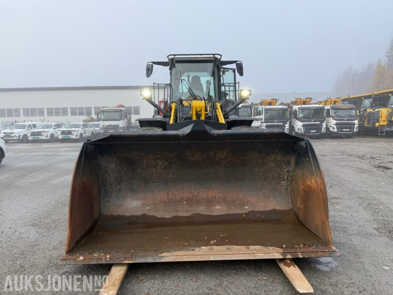 2022 Komatsu WA380-8E0 hjullaster – 2 150,9 timer, Hydr. pallegaffel og skuffe - Wheel loader: picture 3 2022 Komatsu WA380-8E0 hjullaster – 2 150,9 timer, Hydr. pallegaffel og skuffe - Wheel loader: picture 3