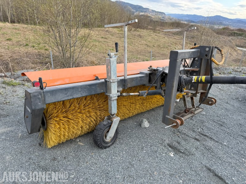 2024 Nesbo FM 2800 S – PTO-drevet kostemaskin - Construction equipment: picture 4 2024 Nesbo FM 2800 S – PTO-drevet kostemaskin - Construction equipment: picture 4