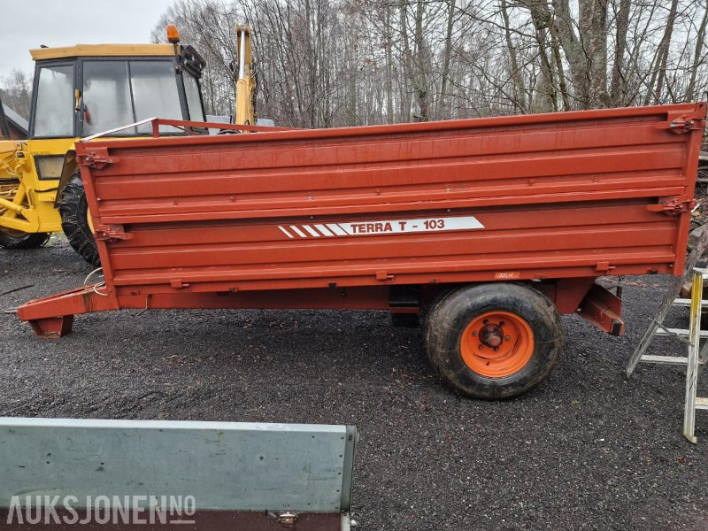 1993 Terra T-103 4 tonns henger med hydrauliske bremser 3 sett karmer og presenning - Agricultural machinery: picture 4 1993 Terra T-103 4 tonns henger med hydrauliske bremser 3 sett karmer og presenning - Agricultural machinery: picture 4