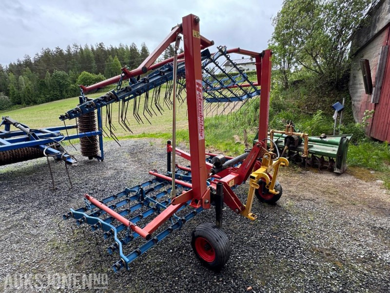 2000 Hatzenbichler ugrasharv med HMV feste - Agricultural machinery: picture 3 2000 Hatzenbichler ugrasharv med HMV feste - Agricultural machinery: picture 3