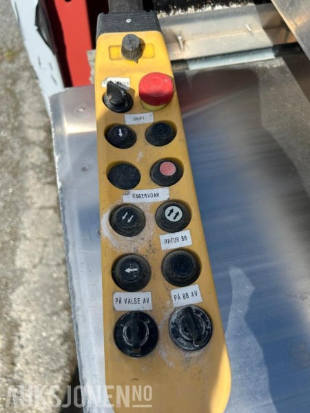 2006 TKS Combicutter 27104 - Agricultural machinery: picture 5 2006 TKS Combicutter 27104 - Agricultural machinery: picture 5