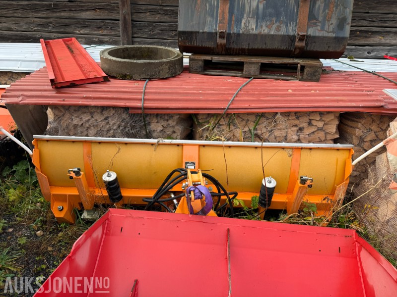 2008 ZAUGG AG Eggiwil (Sveits) G8K-240 snøskjær / snøplog - Agricultural machinery: picture 1 2008 ZAUGG AG Eggiwil (Sveits) G8K-240 snøskjær / snøplog - Agricultural machinery: picture 1