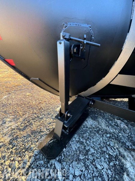 Agricultural machinery 2015 Steinsland SP 2700 - Spissplog med paralellogram - Feste for brøyteplate - Nymalt: picture 18 Agricultural machinery 2015 Steinsland SP 2700 - Spissplog med paralellogram - Feste for brøyteplate - Nymalt: picture 18