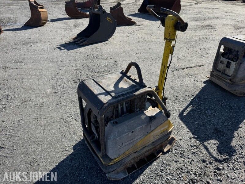 2006 Wacker Neuson DPU 6055 vibroplate - Attachment for Construction machinery: picture 1 2006 Wacker Neuson DPU 6055 vibroplate - Attachment for Construction machinery: picture 1