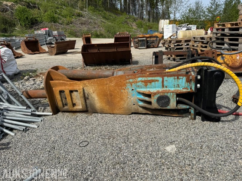 2009 MSB 900H s80 + Ekstra spett, hydraulisk hammer - Attachment for Construction machinery: picture 3 2009 MSB 900H s80 + Ekstra spett, hydraulisk hammer - Attachment for Construction machinery: picture 3