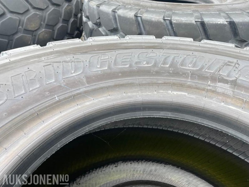 4 stk. NYE Bridgestone VJT 23,5/R 25 dekk - VOLVO L 110/120. - Attachment for Construction machinery: picture 3 4 stk. NYE Bridgestone VJT 23,5/R 25 dekk - VOLVO L 110/120. - Attachment for Construction machinery: picture 3