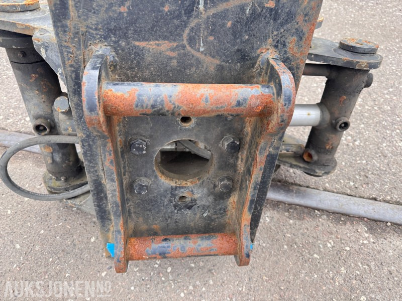 Gripeklo med S40 feste - Attachment for Construction machinery: picture 5 Gripeklo med S40 feste - Attachment for Construction machinery: picture 5