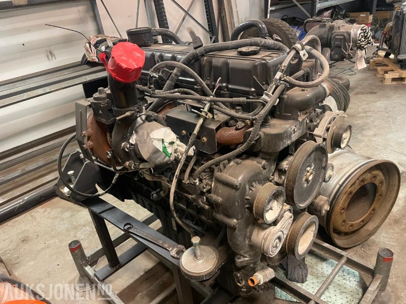 Motor til Doosan Lc350-7 - Attachment for Construction machinery: picture 3 Motor til Doosan Lc350-7 - Attachment for Construction machinery: picture 3