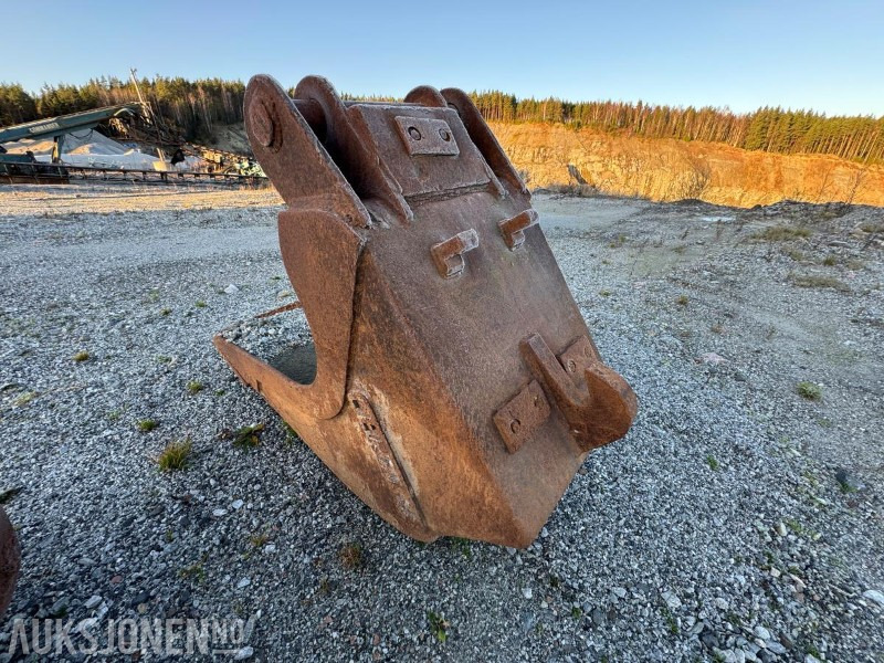 Smalskuffe med KM feste - Attachment for Construction machinery: picture 3 Smalskuffe med KM feste - Attachment for Construction machinery: picture 3