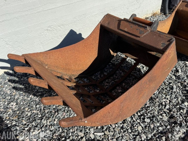 Sorteringsskuffe med tann / S40 feste - Attachment for Construction machinery: picture 1 Sorteringsskuffe med tann / S40 feste - Attachment for Construction machinery: picture 1