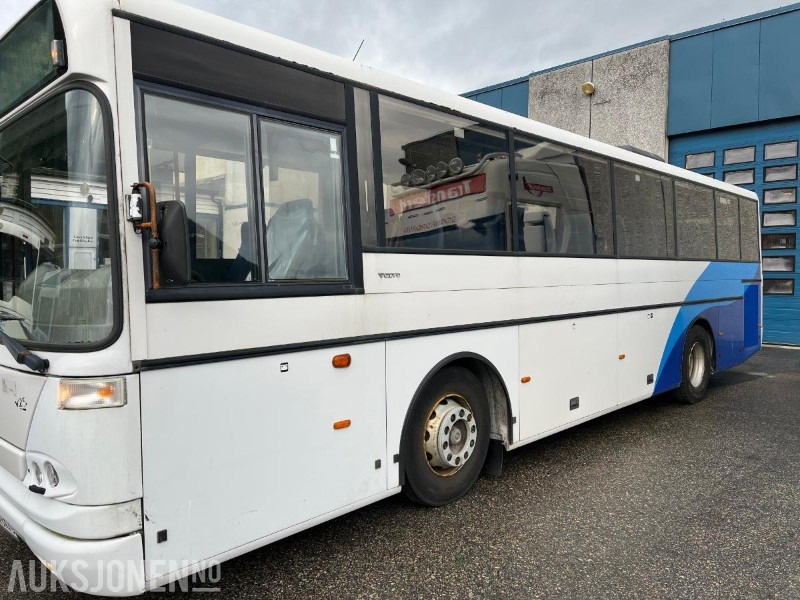 2003 Volvo B 7 R - 42 seter, 375600km - Bus: picture 1 2003 Volvo B 7 R - 42 seter, 375600km - Bus: picture 1