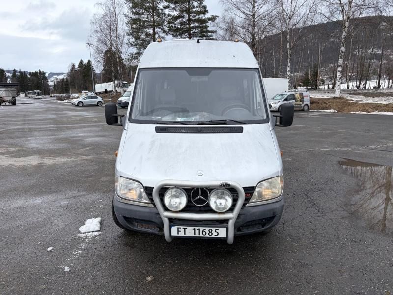 2004 Mercedes-Benz Sprinter - Bus: picture 3 2004 Mercedes-Benz Sprinter - Bus: picture 3