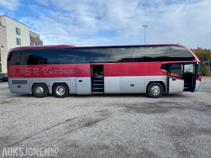 2013 MAN NEOPLAN Cityliner EEV-Nylig EU-godkjent - 53 seter - 615222km -turbuss - Bus: picture 3 2013 MAN NEOPLAN Cityliner EEV-Nylig EU-godkjent - 53 seter - 615222km -turbuss - Bus: picture 3