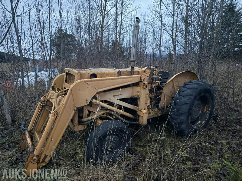 Massey Ferguson 3.165 m/laster - Farm tractor: picture 1 Massey Ferguson 3.165 m/laster - Farm tractor: picture 1