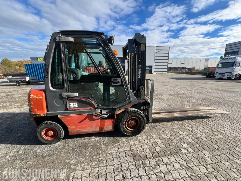 Leasing of  Nissan E25 med 2500kg løfte kapasitet 3,3 m løfte høyde Nissan E25 med 2500kg løfte kapasitet 3,3 m løfte høyde: picture 6 Leasing of  Nissan E25 med 2500kg løfte kapasitet 3,3 m løfte høyde Nissan E25 med 2500kg løfte kapasitet 3,3 m løfte høyde: picture 6