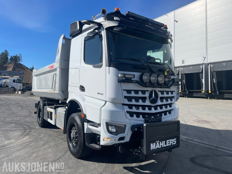 Mercedes-Benz Arocs 4X4 Kombibil - Tipper: picture 1 Mercedes-Benz Arocs 4X4 Kombibil - Tipper: picture 1