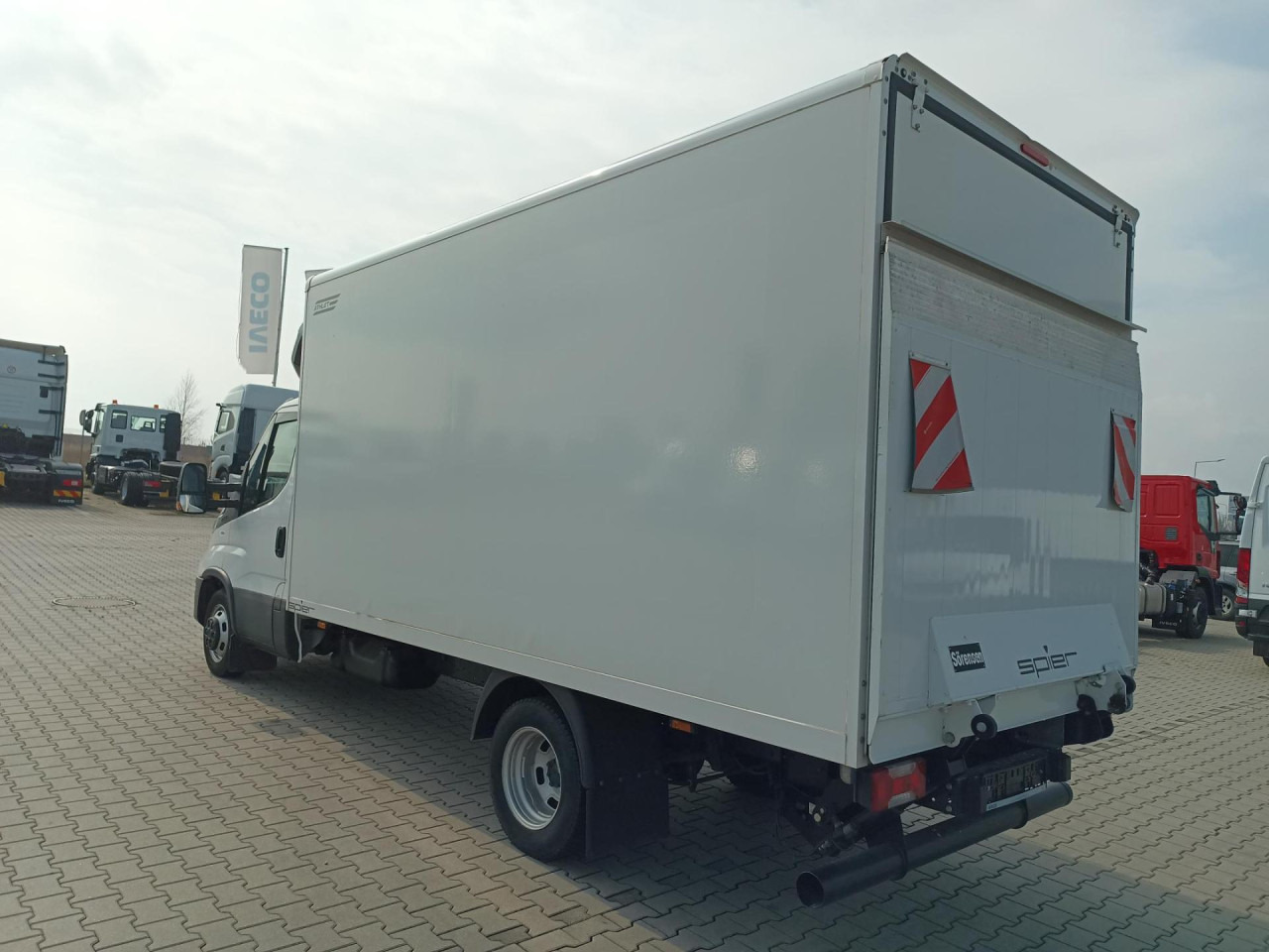 Leasing of IVECO Daily 35C16H IVECO Daily 35C16H: picture 10