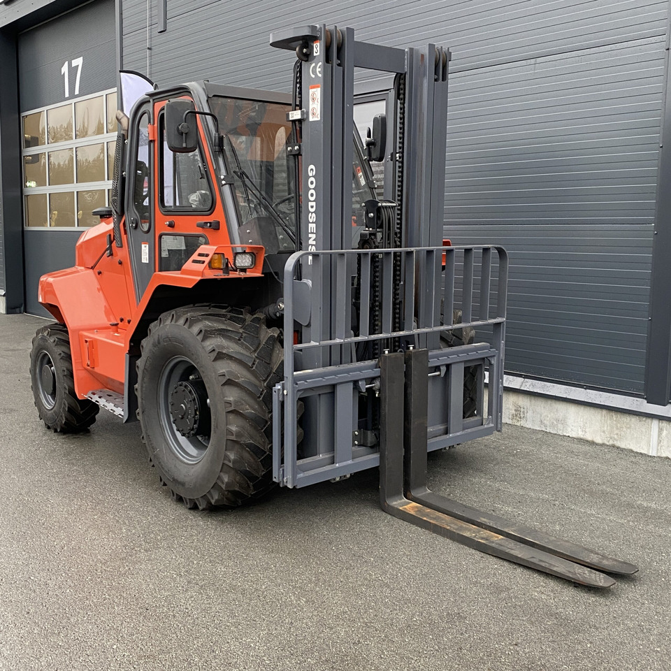 Goodsense RTD35 4WD - Rough terrain forklift: picture 1 Goodsense RTD35 4WD - Rough terrain forklift: picture 1