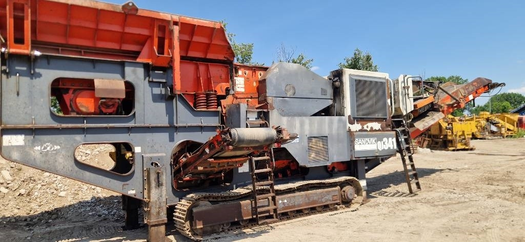 Sandvik QJ 341 - Mobile crusher: picture 2 Sandvik QJ 341 - Mobile crusher: picture 2