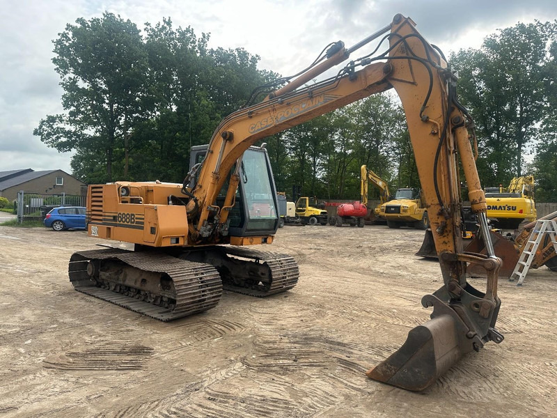 Case 688 B 16 ton - Crawler excavator: picture 2 Case 688 B 16 ton - Crawler excavator: picture 2