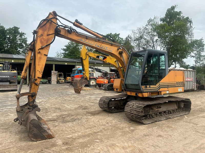 Case 688 B 16 ton - Crawler excavator: picture 1 Case 688 B 16 ton - Crawler excavator: picture 1