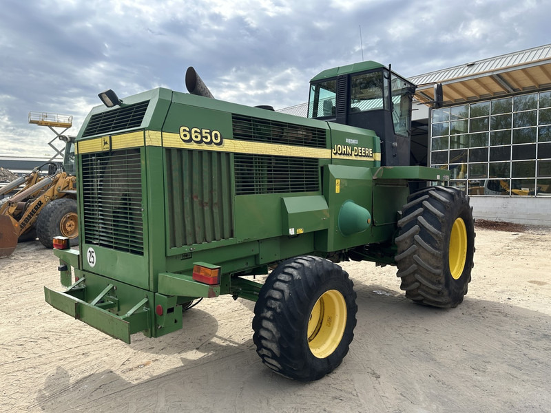 John Deere 6650 FOR PARTS - Forage harvester: picture 5 John Deere 6650 FOR PARTS - Forage harvester: picture 5