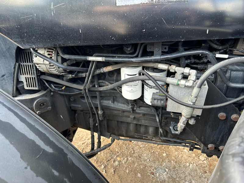 Farm tractor New Holland T7.235 Power Command: picture 17