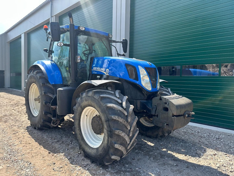 New Holland T7.250 Power Command - Farm tractor: picture 2 New Holland T7.250 Power Command - Farm tractor: picture 2