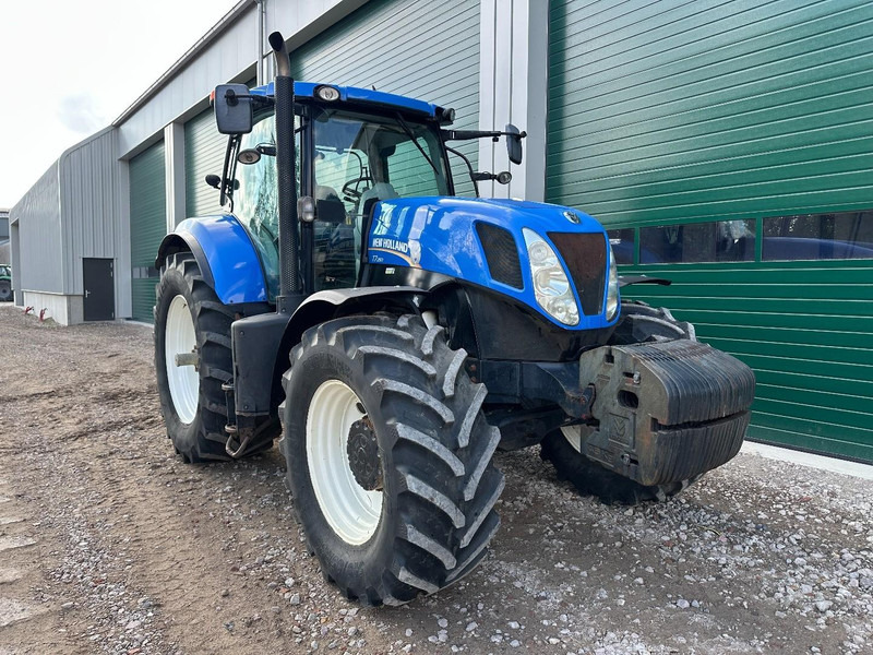 New Holland T7.250 Power Command - Farm tractor: picture 2 New Holland T7.250 Power Command - Farm tractor: picture 2