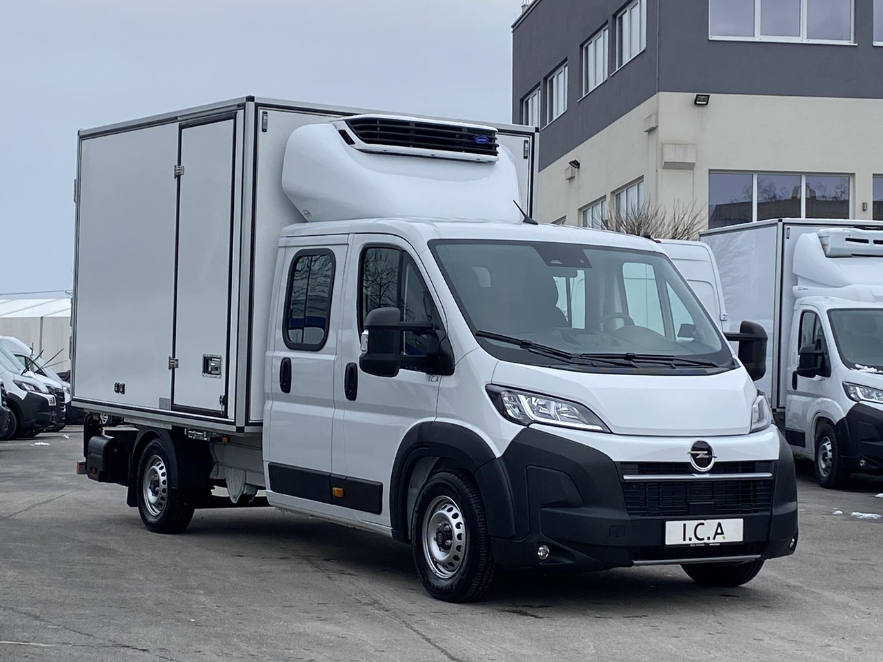 OPEL MOVANO 1+6 DOKA 140PS | KÜHLKOFFER + LADERAMPE - Refrigerated van: picture 2 OPEL MOVANO 1+6 DOKA 140PS | KÜHLKOFFER + LADERAMPE - Refrigerated van: picture 2