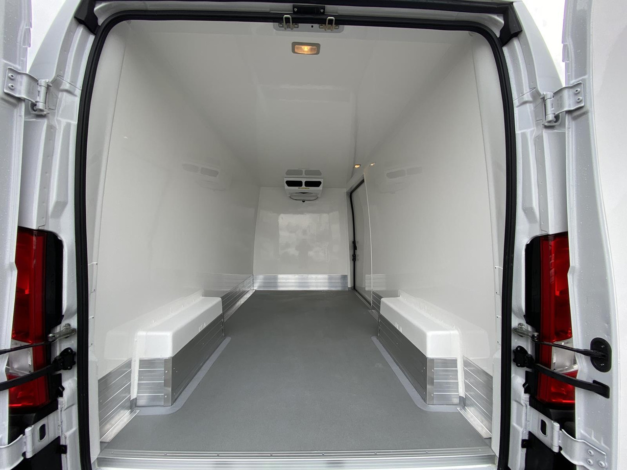 New Refrigerated van PEUGEOT BOXER L3H2 180PS CONFORT 335 / FRISCHDIENST BIS 0 + KONVEKTA FK2321 12-230V: picture 20