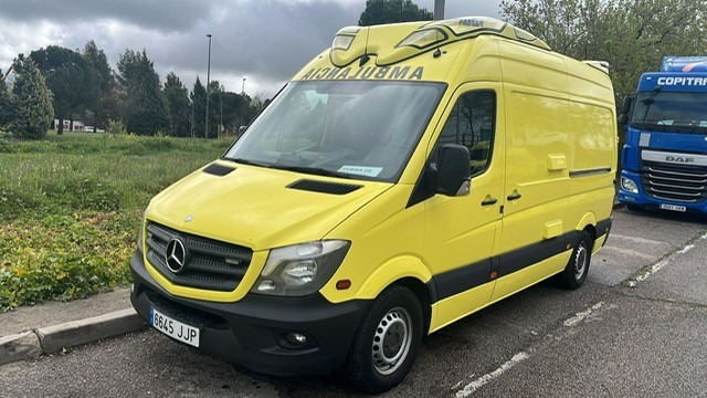 Mercedes Benz AMBULANCE Lot of 10 units Sprinter 313 CDI Automatic - Panel van: picture 1 Mercedes Benz AMBULANCE Lot of 10 units Sprinter 313 CDI Automatic - Panel van: picture 1