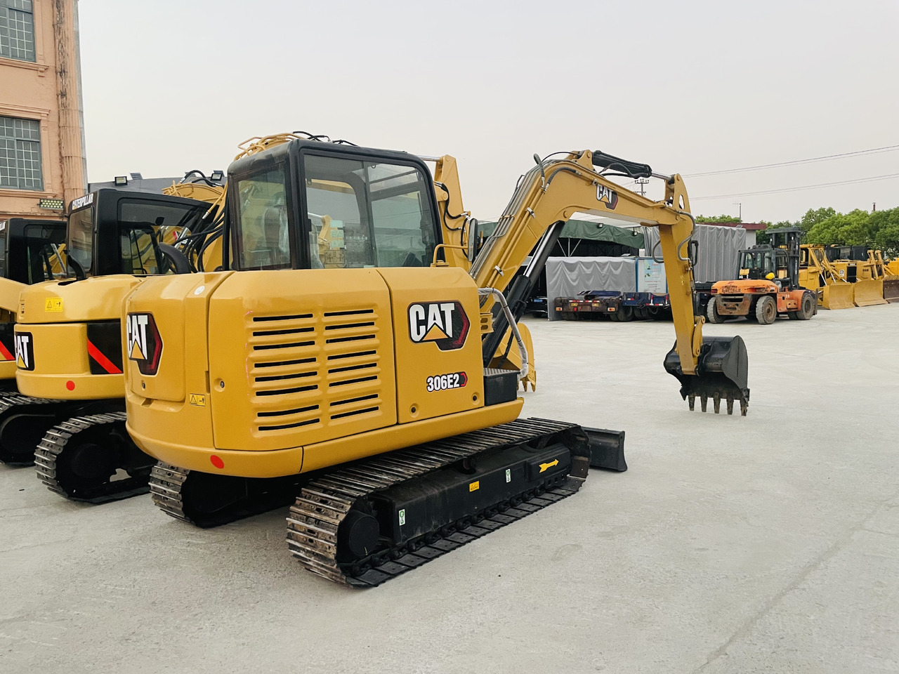 Caterpillar 306 Used Excavator CAT 306D 306E 3062 6 Ton Crawler Excavators Doosan DH60 DX60 Hyundai 60 for Sale - Mini excavator: picture 2 Caterpillar 306 Used Excavator CAT 306D 306E 3062 6 Ton Crawler Excavators Doosan DH60 DX60 Hyundai 60 for Sale - Mini excavator: picture 2