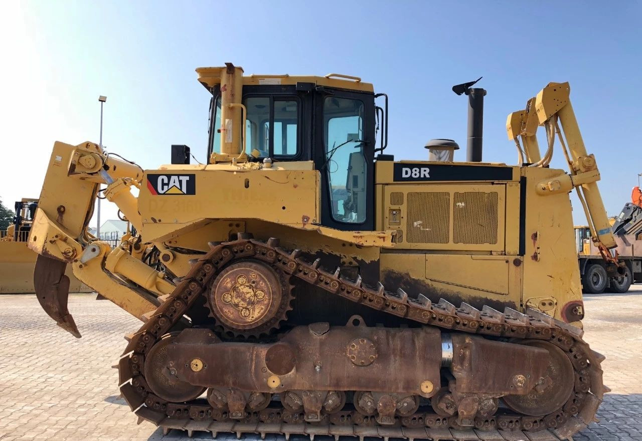 Caterpillar CAT D8R D8T D9R D10R D6G D6H D6R D7H D7E D7R Used Bulldozer Secondhand Bulldozers in High Quality - Bulldozer: picture 5 Caterpillar CAT D8R D8T D9R D10R D6G D6H D6R D7H D7E D7R Used Bulldozer Secondhand Bulldozers in High Quality - Bulldozer: picture 5