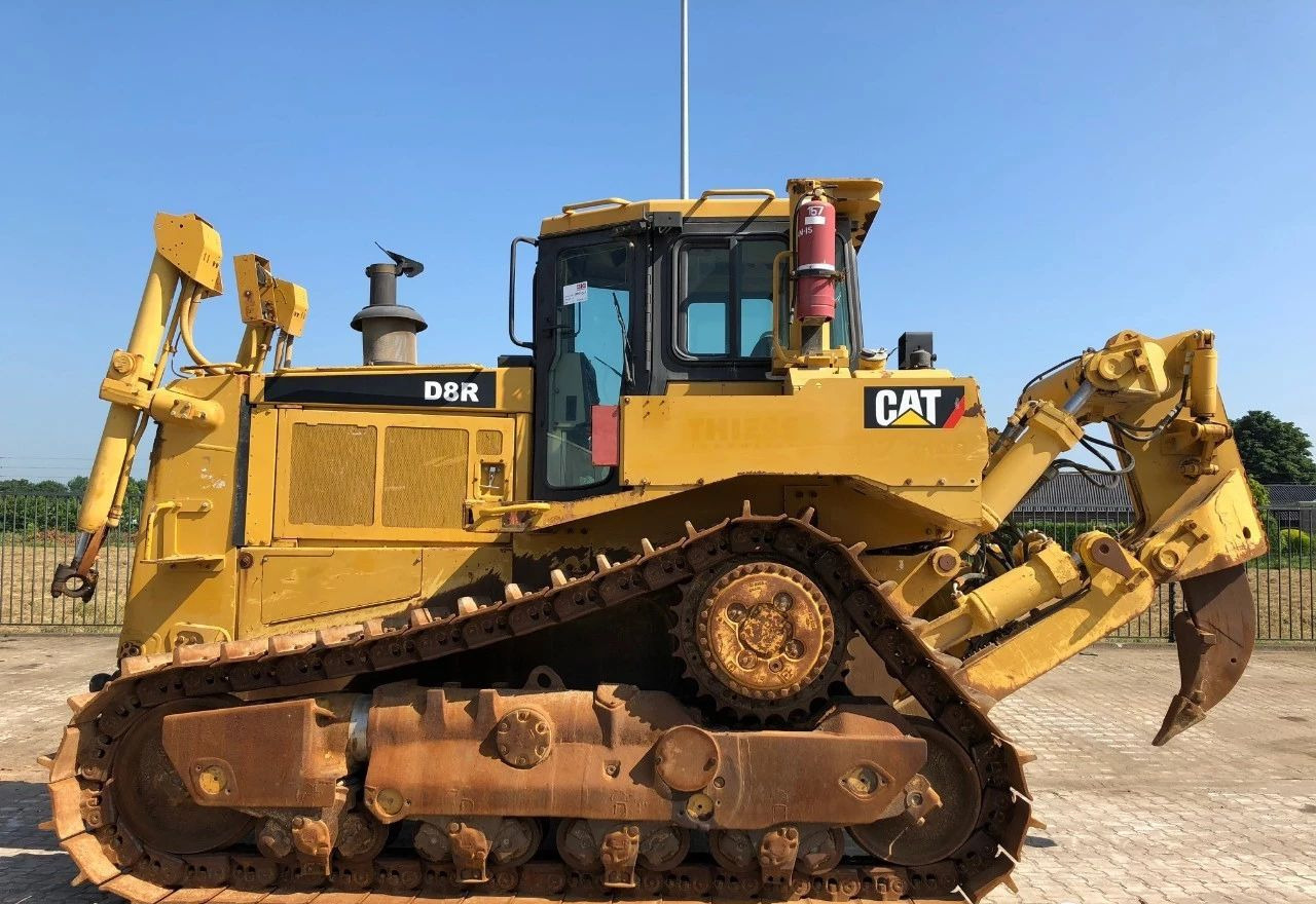 Caterpillar CAT D8R D8T D9R D10R D6G D6H D6R D7H D7E D7R Used Bulldozer Secondhand Bulldozers in High Quality - Bulldozer: picture 1 Caterpillar CAT D8R D8T D9R D10R D6G D6H D6R D7H D7E D7R Used Bulldozer Secondhand Bulldozers in High Quality - Bulldozer: picture 1