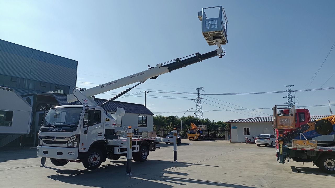 HOWO DONGFENG CLW FAW 32 meters 65 meters All Size Multi Functional Aerial Work Platform with High Load Capacity and Flexible Applications - Truck mounted aerial platform: picture 5 HOWO DONGFENG CLW FAW 32 meters 65 meters All Size Multi Functional Aerial Work Platform with High Load Capacity and Flexible Applications - Truck mounted aerial platform: picture 5